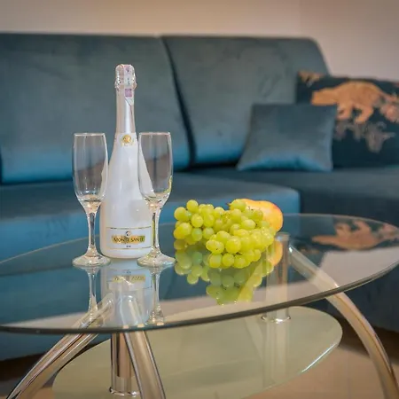 Parkowa Polana Myweek