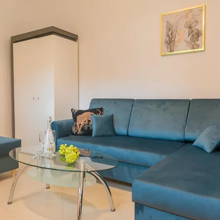 Parkowa Polana Myweek Apartmán *