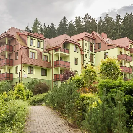 Parkowa Polana Myweek Apartment Polanica-Zdroj