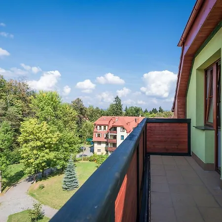 Lägenhet Parkowa Polana Myweek